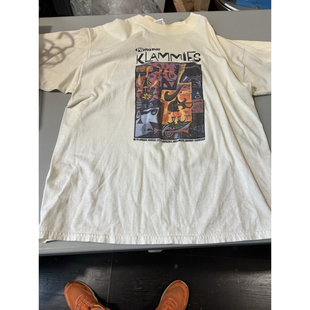 Rare Vtg KC Pitch weekly‎ 2001 Klammies White XL Tshirt